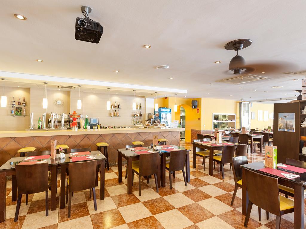 Crown Resorts Club Marbella La Cala De Mijas Bagian luar foto